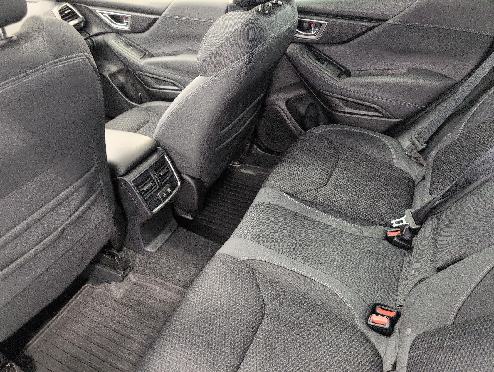 2023 Subaru Forester Premium CVT