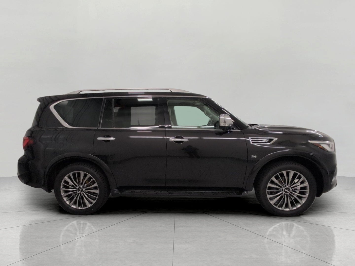 2019 INFINITI QX80 LUXE AWD
