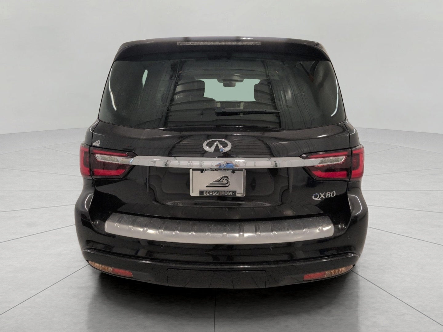 2019 INFINITI QX80 LUXE AWD