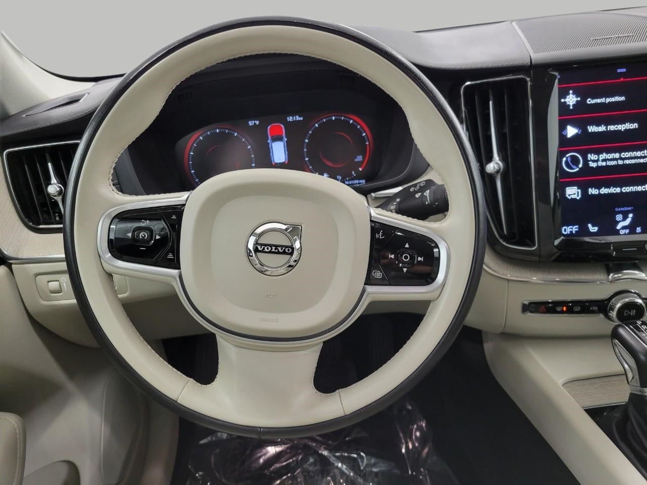 2021 Volvo XC60 T5 AWD INSCRIPTION ** CLIMATE PACKAGE ** ADVANCED PACKAGE ** PARK ASSIST PILOT **