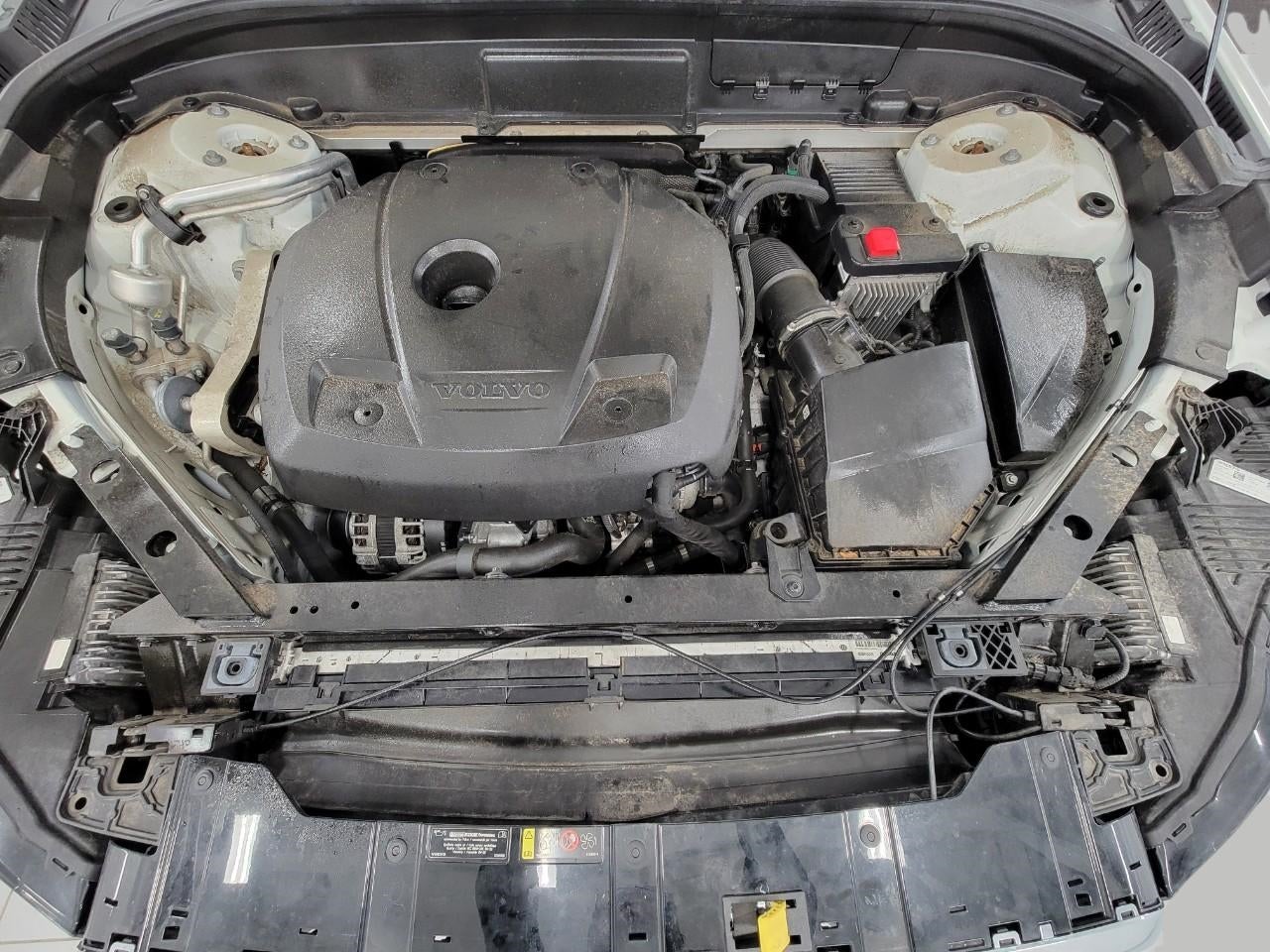 2021 Volvo XC60 T5 AWD INSCRIPTION ** CLIMATE PACKAGE ** ADVANCED PACKAGE ** PARK ASSIST PILOT **