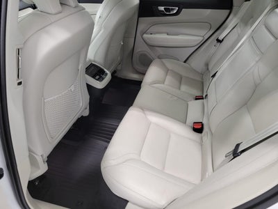 2021 Volvo XC60 T5 AWD INSCRIPTION ** CLIMATE PACKAGE ** ADVANCED PACKAGE ** PARK ASSIST PILOT **